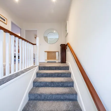 Spacious 2bdr Flat Near Portmarnock 더블린