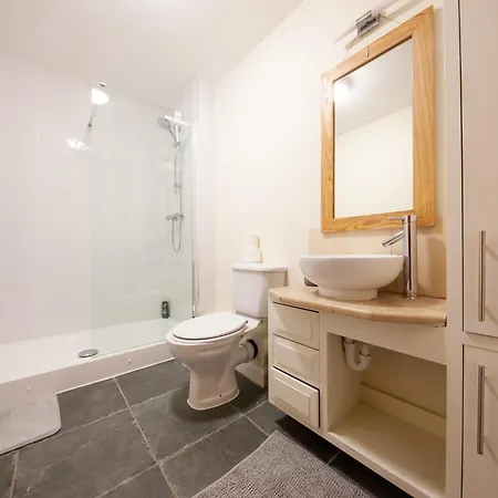 Spacious 2bdr Flat Near Portmarnock Δουβλίνο