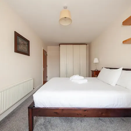 Spacious 2bdr Flat Near Portmarnock Apartamento Dublín